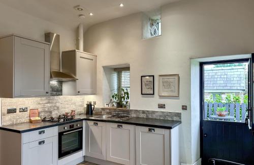 Kenfig House | Blakeskerra Barn