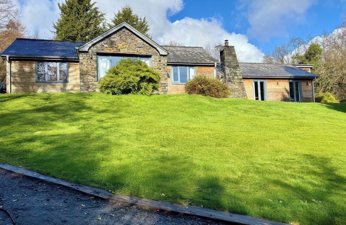 Penny Bridge Cottage | BRACKEN GROUND, pet friendly, luxury holiday cottage in Coniston