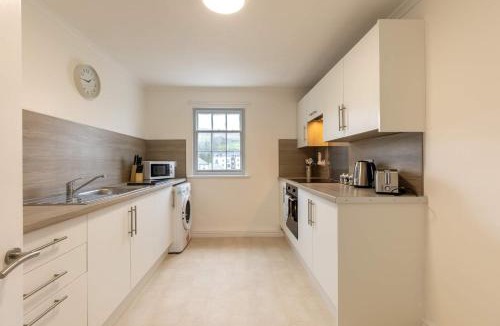 Whitehaven Apartment | Bright 1 Bed Harbour-side Apartment w Sea Views