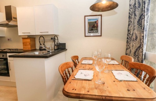 Oakworth Cottage | Bronte Barn, Oakworth