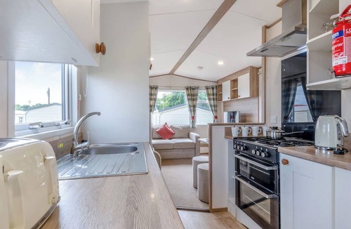 Helston House | Bronze Caravan with parking 2 bed slp 4