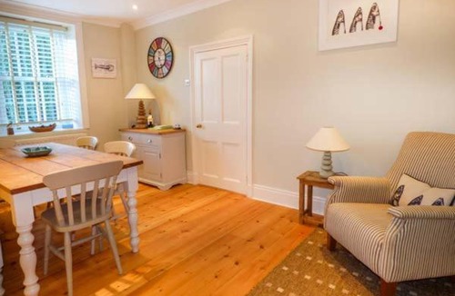 Llandyssiliogogo House | Brynsiloh