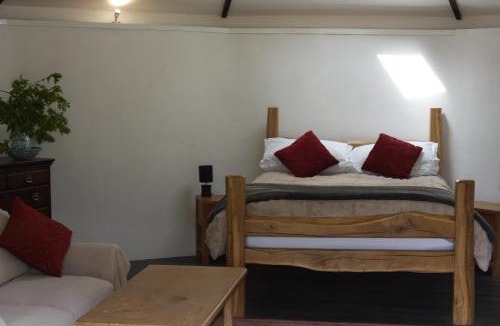 Chard Other | Buzzard's Nest Glamping Oak