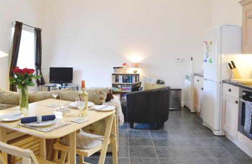 Carmarthen House | Bwthyn Bach - 29177