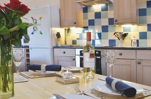 Carmarthen House | Bwthyn Bach - 29177
