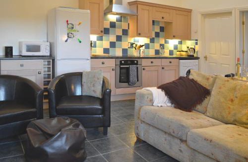 Carmarthen House | Bwthyn Bach - 29177