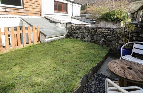 Manod Cottage | BWTHYN FFYNNON, family friendly, with open fire in Blaenau Ffestiniog