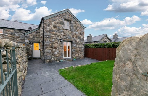 Rowen Cottage | Cae Mawr