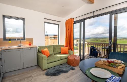 Llanfair Caereinion House | Cae Pren