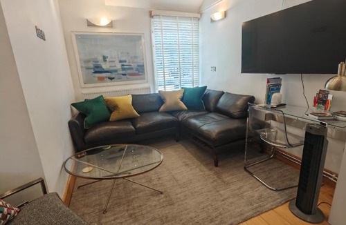 Cambridge City Centre Apartment | Cambridge city centre immaculate 2 bed apartment