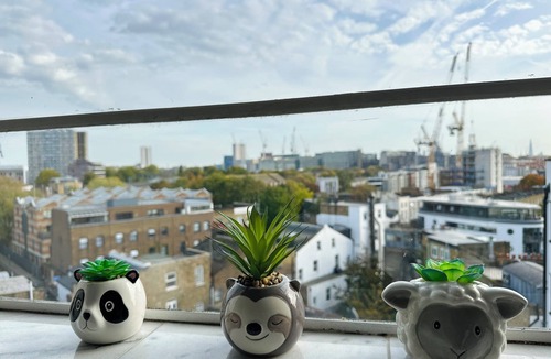 Camden Town Apartment | Camden Skyview Quality Apartment