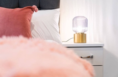 Theatreland Birmingham Apartment | Candy Suite by Home Bay - City Centre