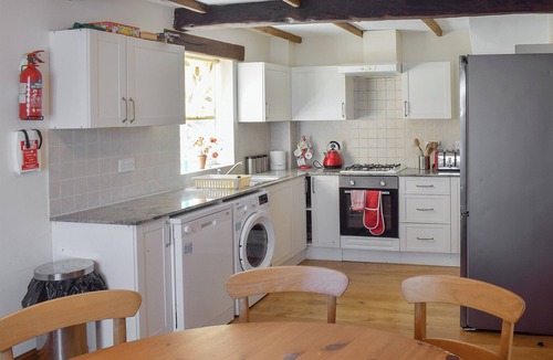 Whitby Cottage | Captains Cottage - E3643