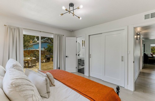 Redding House | *Carpenter Lane*