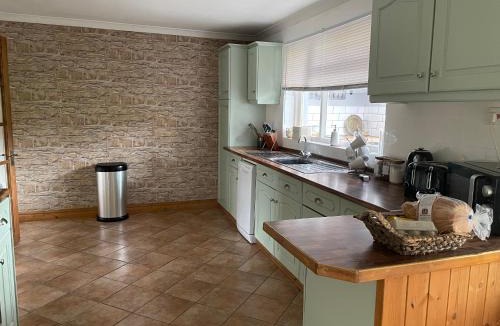 Haverfordwest House | Carreg Yr Onnen