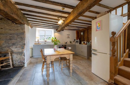 Betws-Y-Coed House | Cefn Cestyll Historic Snowdonia Cottage (Near Betws-y-Coed