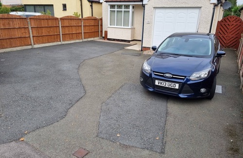 Shottery House | Central Location, Sleeps 7, 4 Bedrooms, Parking for 4+ cars, easy walk to town