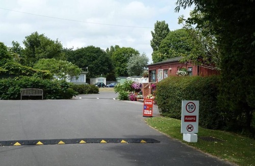 Aldwick House | Chaffinch - 6 berth caravan at Copthorne Caravans