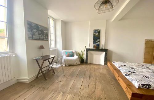 Chateauneuf-sur-Charente Bed & Breakfast | Chambre zen
