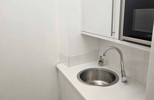 Fitzrovia Apartment | Charming apartment with WiFi in Fitzrovia near Regents Park Marylebone