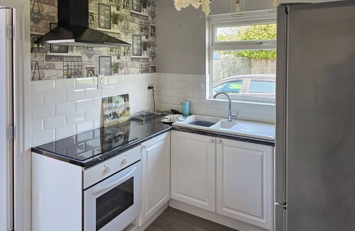 Brightlingsea Cottage | Charming bunglalow close to the beach.
