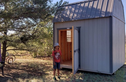 Ramah Cabin | Charming Dragonfly Casita with WiFi in Pinehill - perfect for a getaway