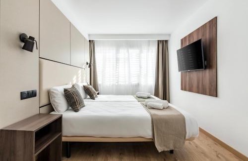 Castillejos Apartment | Charming Eurobuilding 2 Splendid Madrid - Apartamento para 4