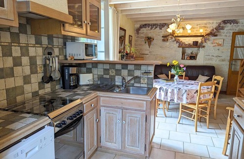 Saint-Genis-d'Hiersac Cottage | Charming riverside cottage with garden and wifi