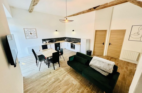 Civaux House | Charming renovated barn near Futuroscope