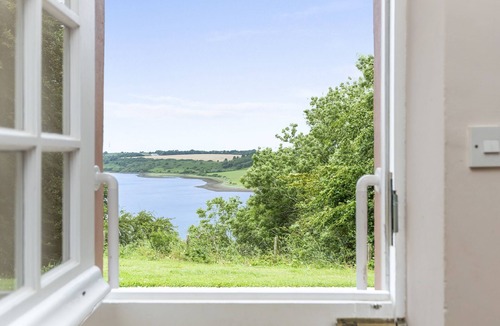Cosheston Cottage | Charming Riverside Cottage in the Heart of Pembrokeshire