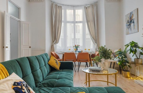 Paddington Apartment | Chic Apartment in Hyde Park