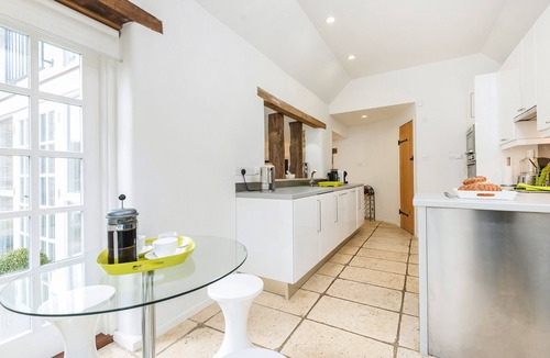 Burford Cottage | Chic Multi Award winning 5* Luxury Cotswold Cottage - Sleeps 8