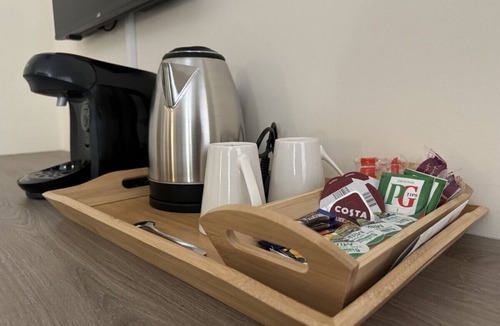 Shrewsbury Apartment | Class Stays - Room 5