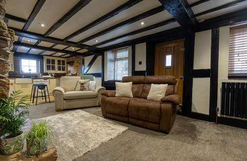 Stainburn Cottage | Classic 2 Bed Cottage with Fire Place & Bath TV