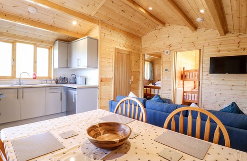 Theberton Cottage | Clover Lodge