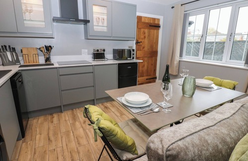 Appleby-in-Westmorland Cottage | COBBLE COTTAGE, romantic, with a garden in Appleby-In-Westmorland