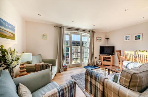 North Sunderland House | Cobblestone Cottage