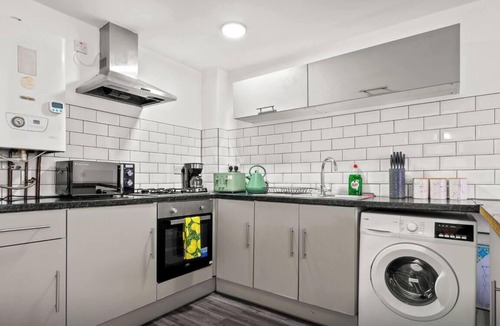 Belluton House | Comfortable Bristol 2BD Home