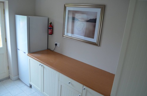 Jameston Cottage | Contemporary 3bed cottage w/garden,5 mins to beach