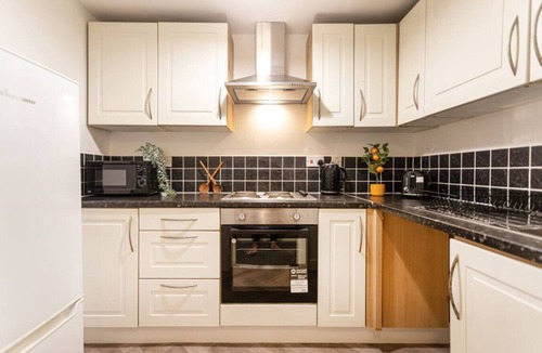 Easton Apartment | Contractor*Long Stays Discounts*Parking