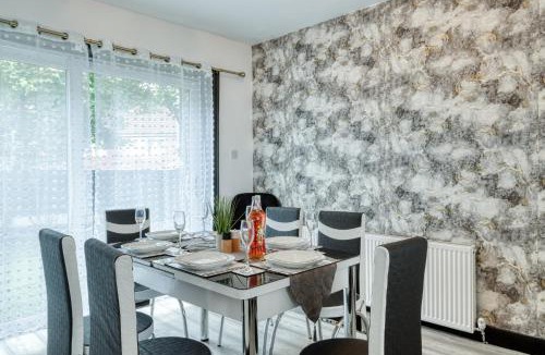 Whitefield House | Contractors & Relocation haven, 3BD House, Secure off-site parking & office space