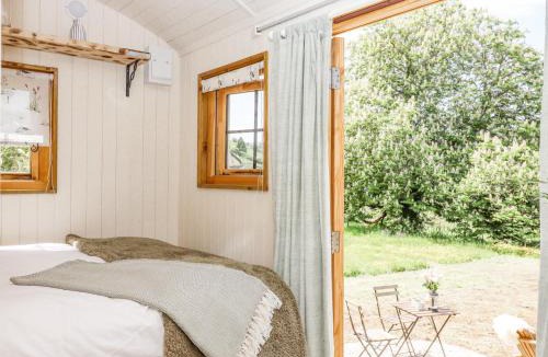 Combeinteignhead House | Coombe Valley Shepherd's Hut