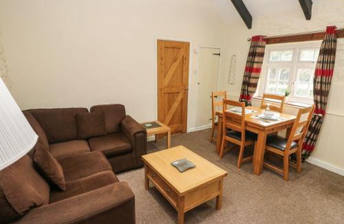 Llys Y Fran House | Corner Cottage