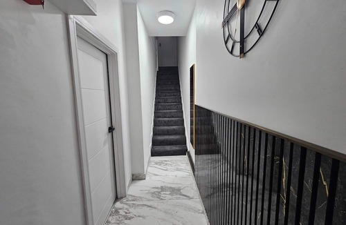 Riverside Apartment | Cozy Studio - Sleeps 2 - Cardiff City Centre