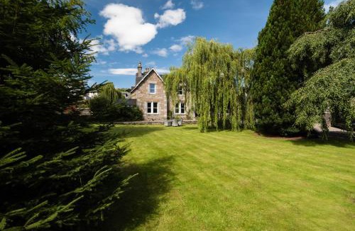 Pitlochry Bed & Breakfast | Croft-Na-Coille B&B and Coach House