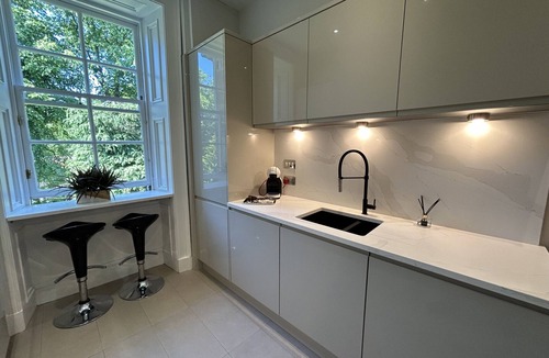 Dowanhill Apartment | Crown Circus Three Bedroom Apartment