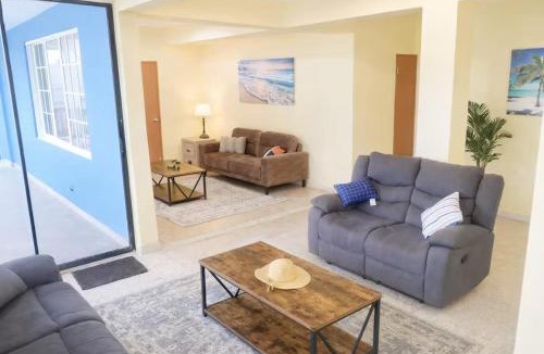Morovis Apartment | crown y key
