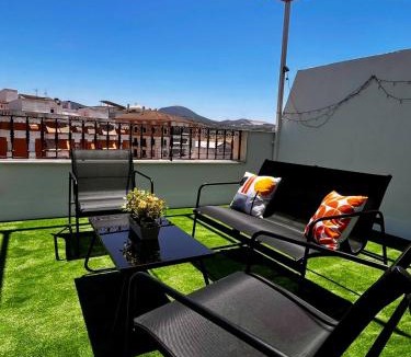 Cabra Apartment | Dúplex Los Arcos