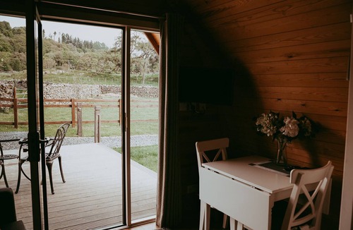 Torver Apartment | Daffodil Glamping Pod