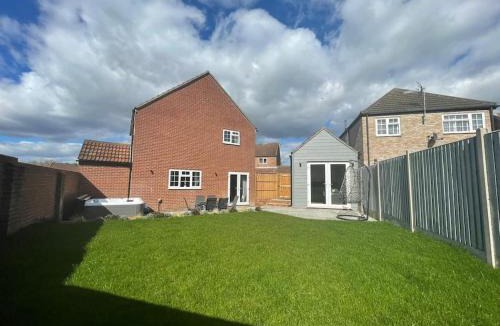 Wivenhoe Apartment | DaisyChain Getaways at Chaney Rd